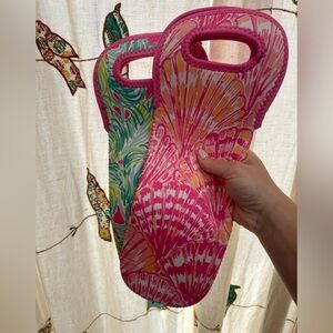 Set of two Lilly Pulitzer wine bags